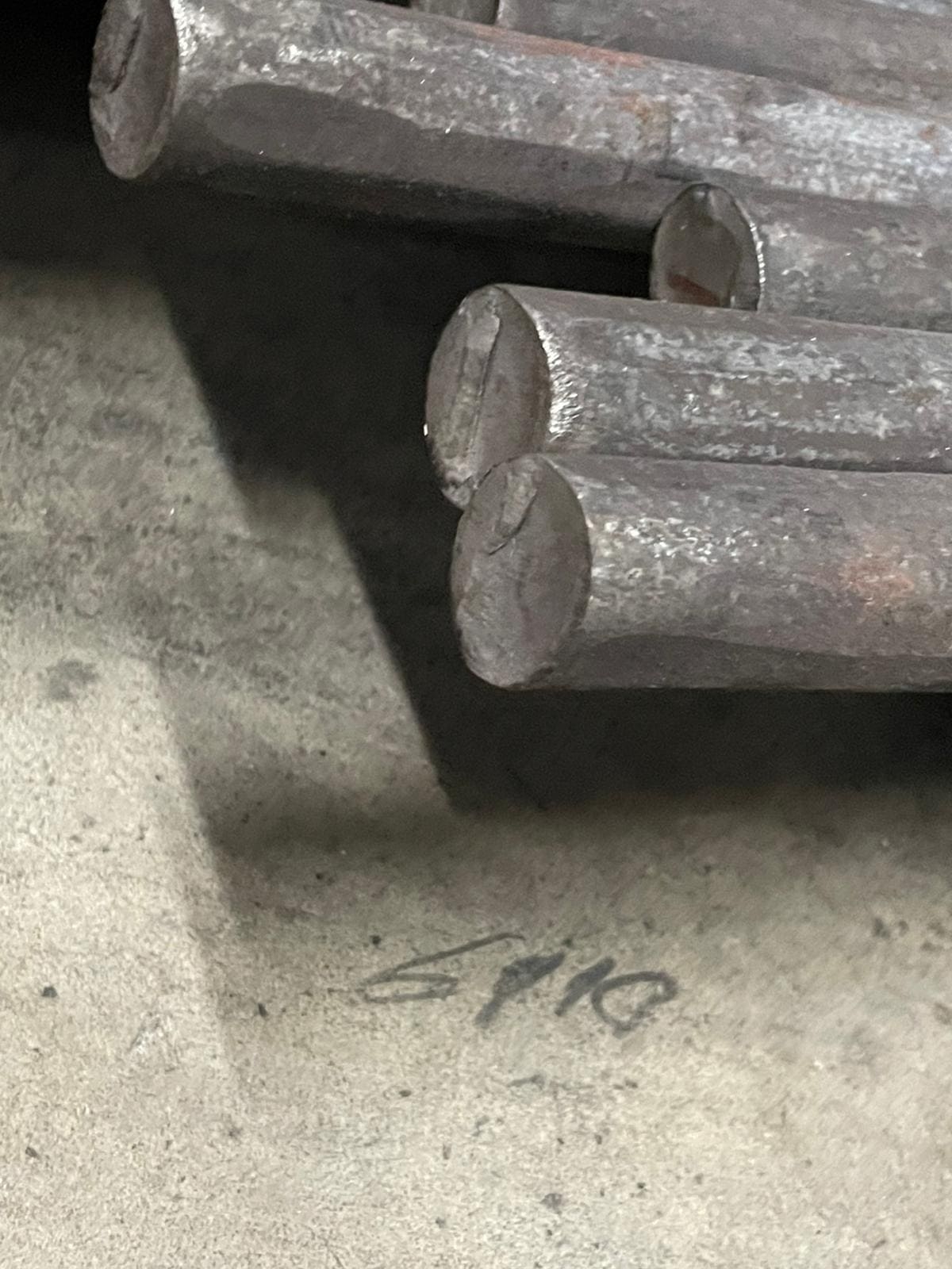 Barre ronde | Matériau : Ø 20 mm | Longueur : 3000 mm | Acier (brut) S235JR