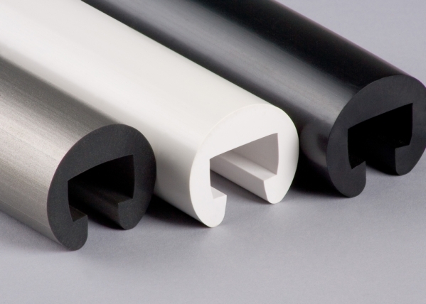 Main courante en plastique Ø 40mm pour 25 x 15mm, noir